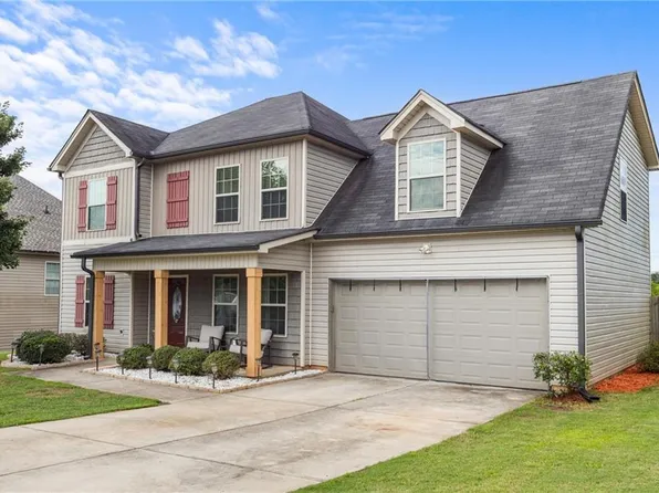 506 Highpoint Cir, Winder, GA 30680