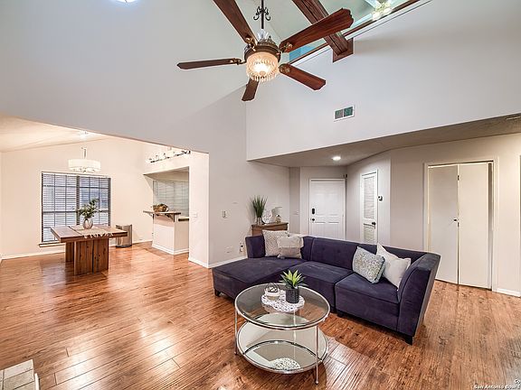 2nd image of 2255 thousand oaks #510