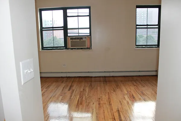 Rented by H.P. Greenfield Real Estate | media 7