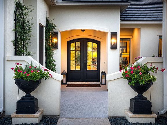 4th image of 1104 Flint Ridge Trl