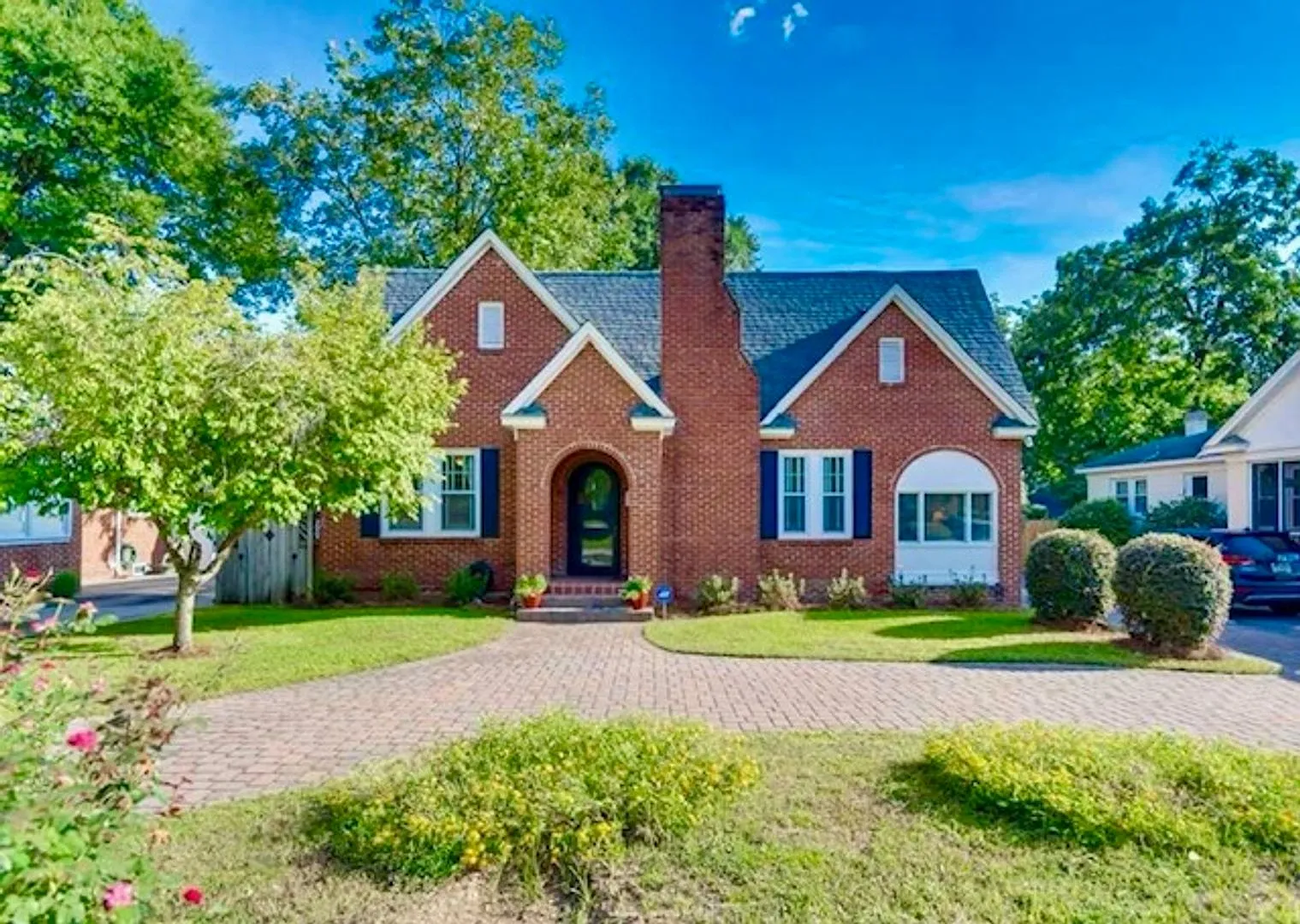 Adorable Brick 3 Bedroom Home In Highly Desirable Melrose Heights Neighborhood! Available Decembe... — Photo 1