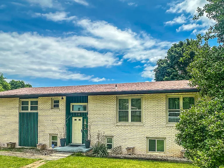713 Tenikat St — Photo 1