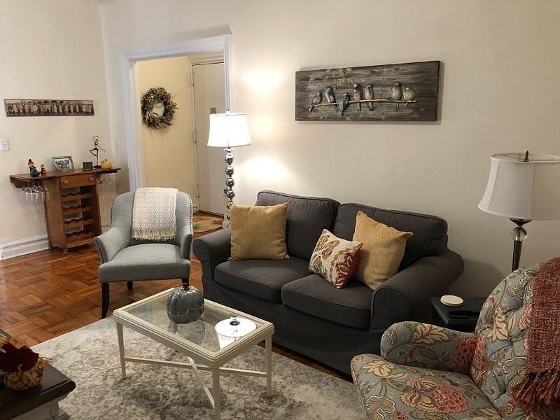 1st image of 4791 Broadway APT 2