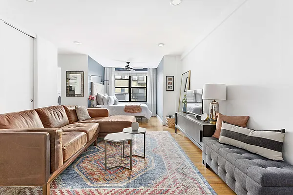 Rented by Compass | media 6