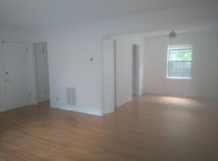 122B Longwood Dr #122-B, Charlottesville, VA
