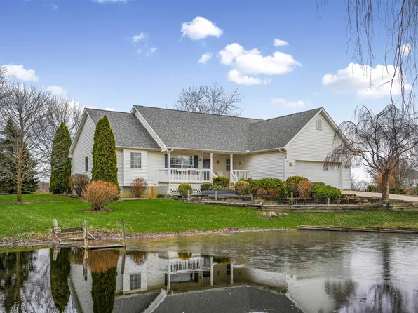 4404 W Baldwin Rd, Grand Blanc, MI 48439