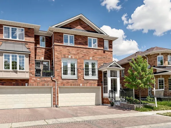 8 Wilket Creek Rd, Toronto, ON M3C 3Z9