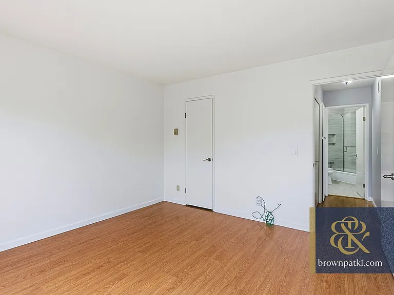 8 Eddystone Ct #I — Photo 12