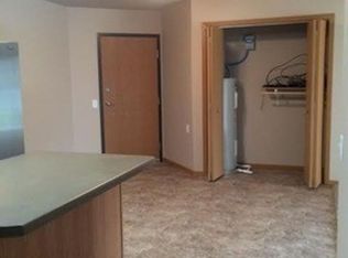 2100 33rd St NW, Minot, ND 58703