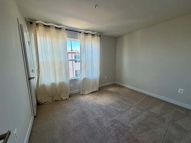 2807 Lewis Ave — Photo 29