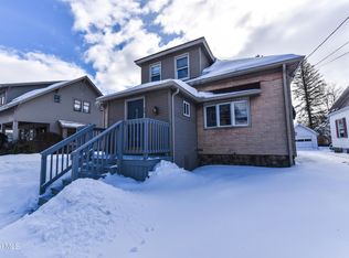 96 6th Avenue, Gloversville, NY 12078