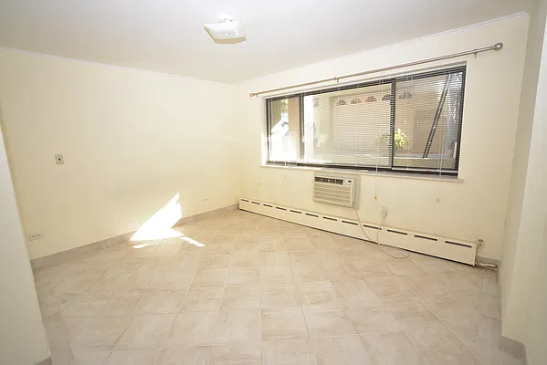 Rented by Corcoran | media 15