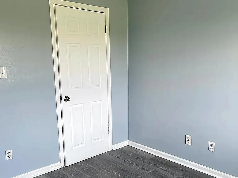 35 N Idlewild St #4 — Photo 7