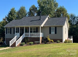 172 Gilead Ln, Statesville, NC 28625