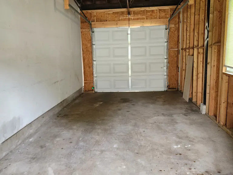 10201 Dacey Dr — Photo 9