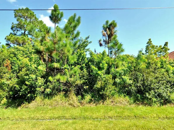 5477 NW Arbutus Lane, Port St Lucie, FL 34986