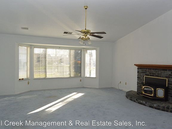 2nd image of 3524 E Race Ave
