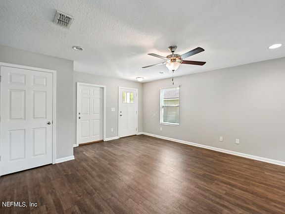 5th image of 4256 LANE Avenue S