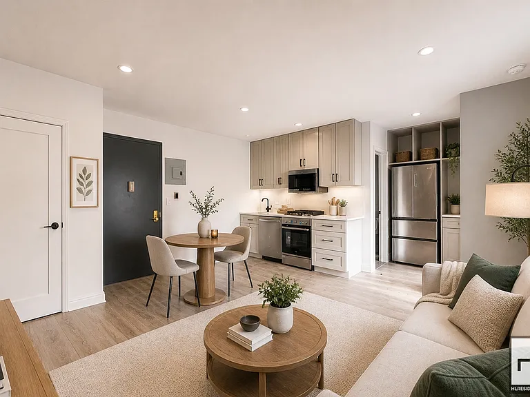 103 Essex St #2RF — Photo 4