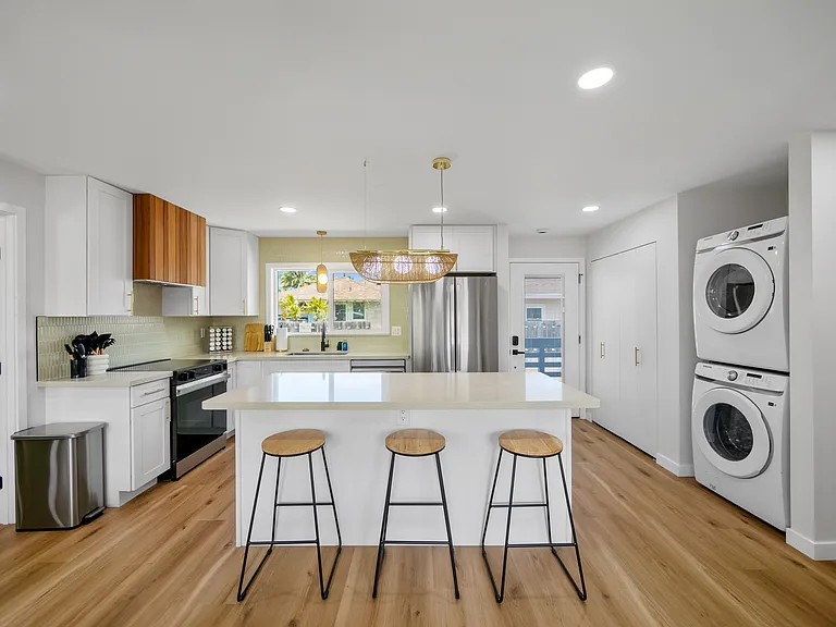 338 Kalama St #D — Photo 10