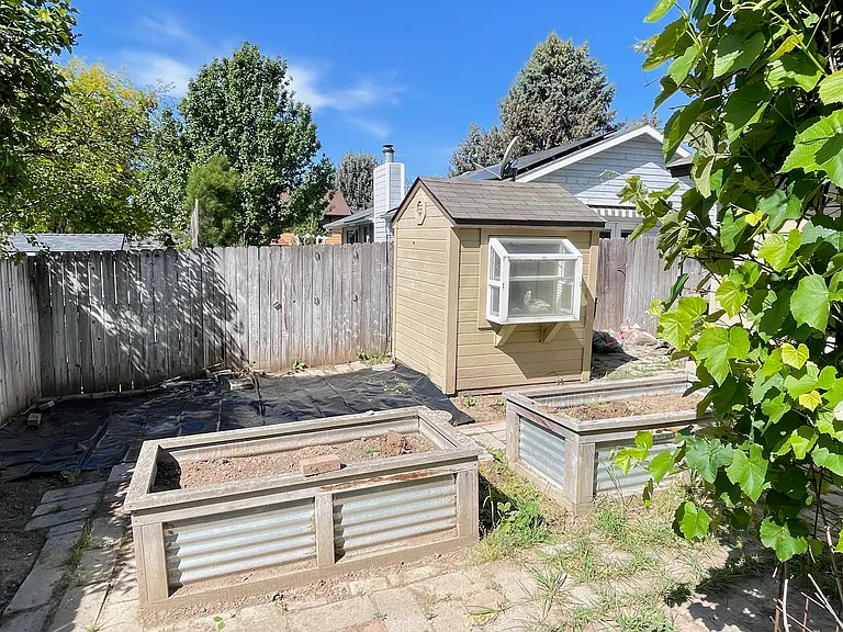 417 E Ranch Dr — Photo 13