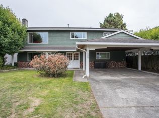 11900 Dewsbury Dr, Richmond, BC V6X 2Y7