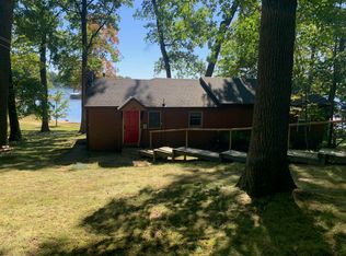 12015 Oakridge Rd, Plainwell, MI 49080