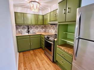 503 E 61st St, Savannah, GA 31405