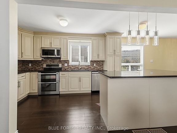 4th image of 763 Redoak Pl