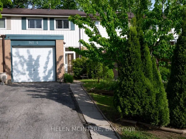 140 Ripley Ct #4, Oakville, ON L6H 1H1