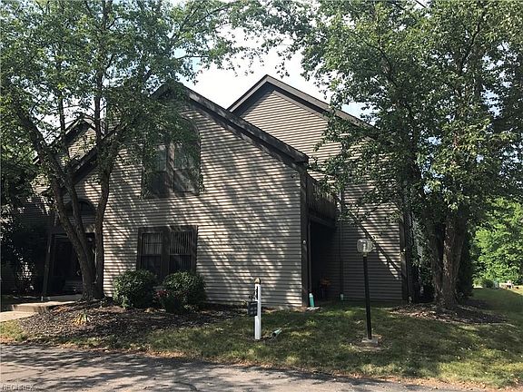 4th image of 3861 North Park Unit 5