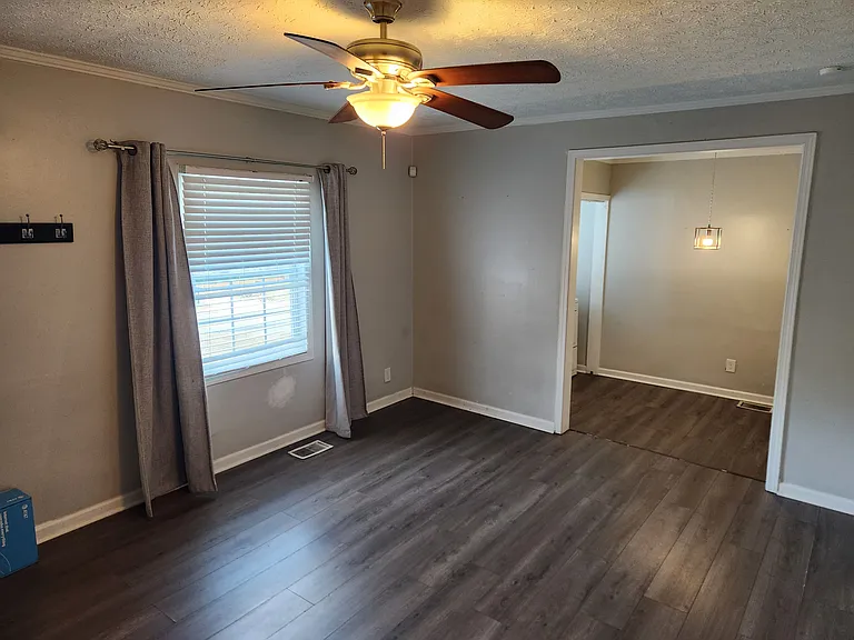 534 Hamilton E Holmes Dr NW — Photo 7