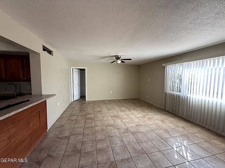 2801 Hawick Rd — Photo 10