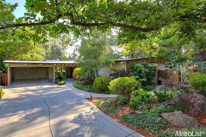 1st image of 3404 W Country Club Ln