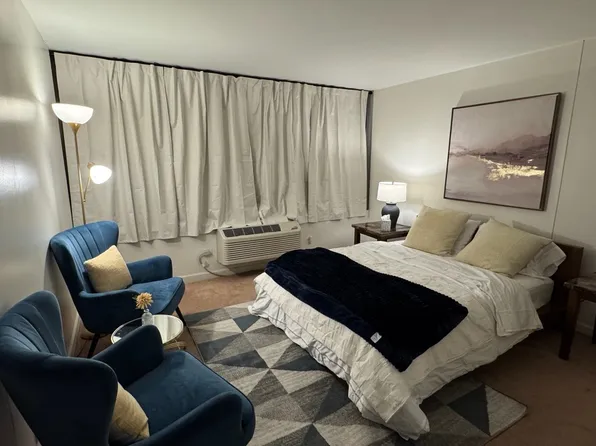 345 E Eastgate Pl APT 407, Chicago, IL 60616