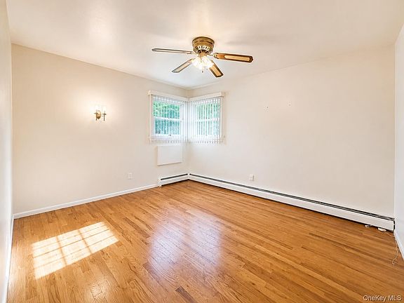 5th image of 4 Westwood Avenue