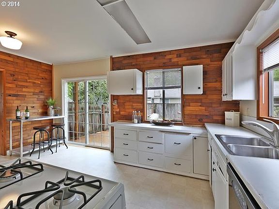 5th image of 7925 N Chautauqua Blvd