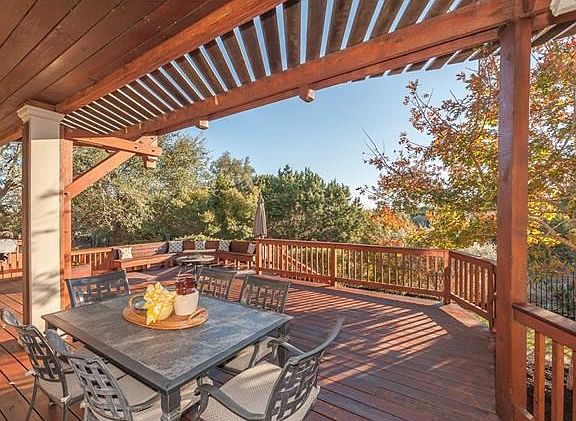 3rd image of 12117 Rayo De Luna Ln