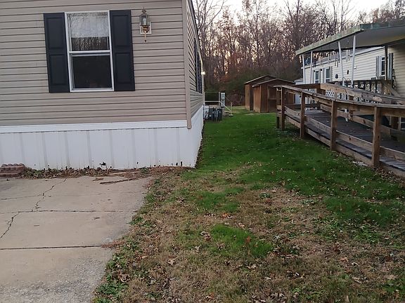 4th image of 61 Deerwood Park