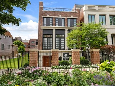 2660 N Greenview Ave, Chicago, IL, 60614