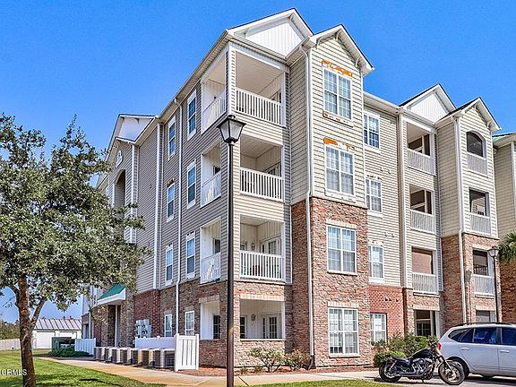 Top floor, corner unit!