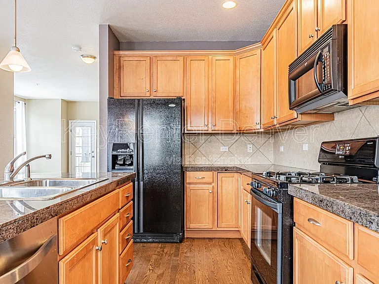 492 S Saulsbury St — Photo 23