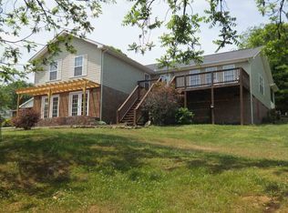 554 Rack Ln, Newport, TN 37821