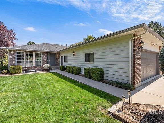 4th image of 2808 E Boise Ave