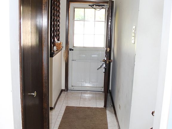 3rd image of 13109 S Linder Ave