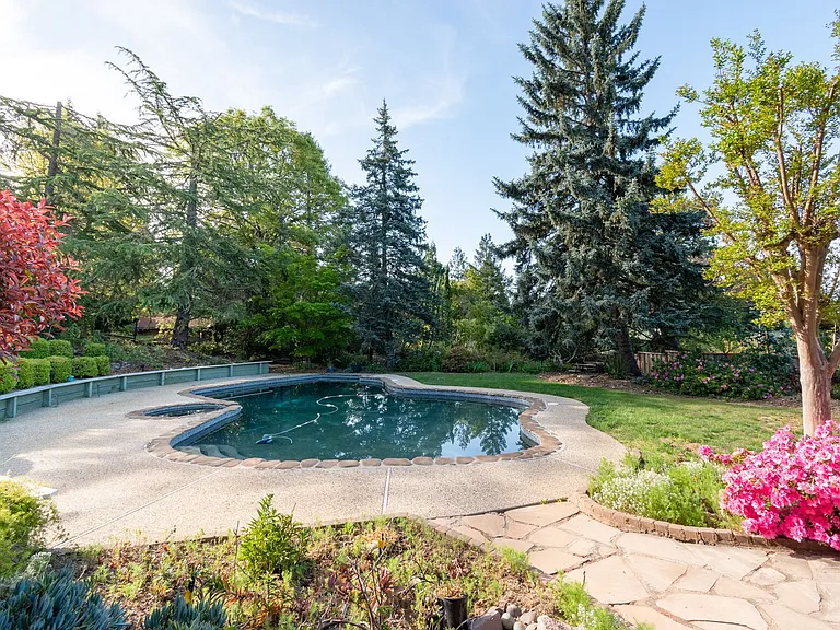 22688 Riva Ridge Rd — Photo 21