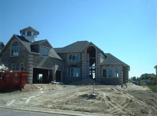 751 Cirque, Crown Point, IN 46307