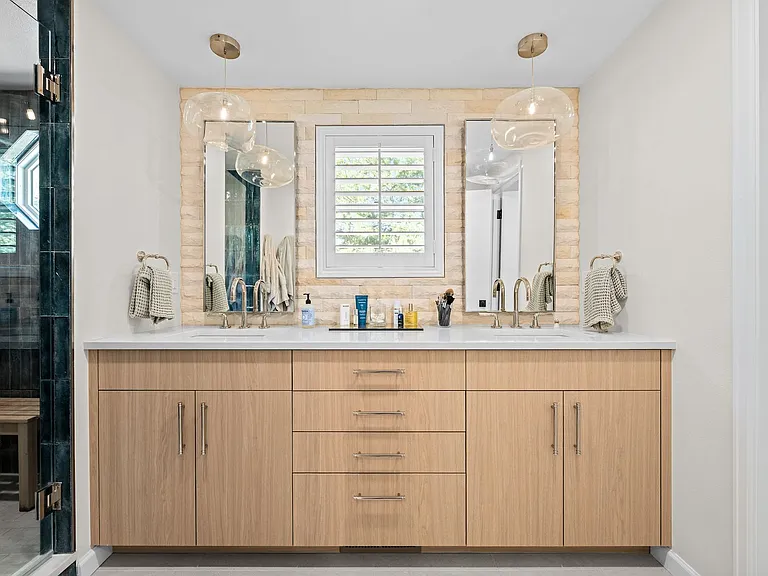 7030 Magnolia Cir — Photo 18