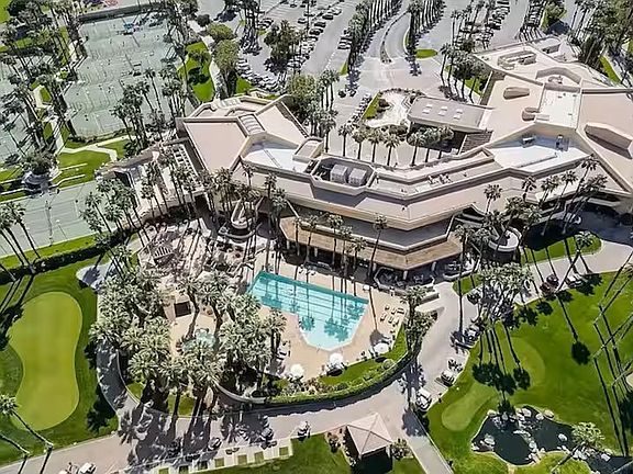 Aerial view of Palm Valley Country Club property