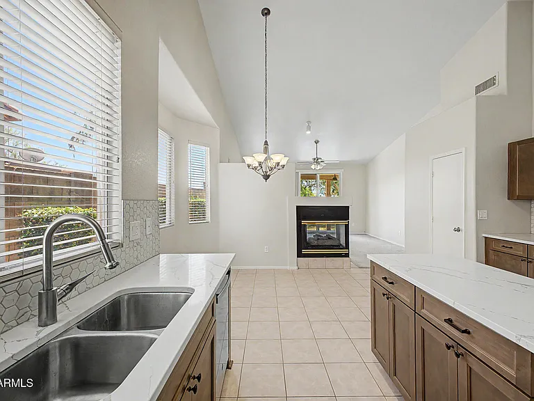 4545 E Rowel Rd — Photo 9
